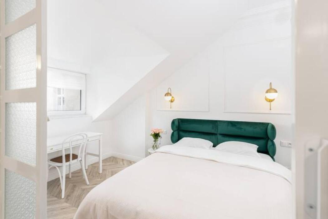 Florianska Old Town Apartments Краков Экстерьер фото