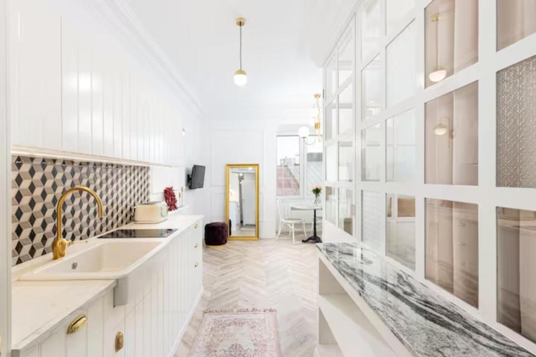 Florianska Old Town Apartments Краков Экстерьер фото